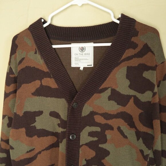 On The Byas Camo Cardigan Womens Small Cotton Blend Long Sleeves V Neck Knit - Picture 2 of 9